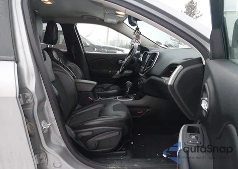 2018 Jeep Cherokee Trailhawk 4X4 from USA, damaged, VIN 1C4PJMBB9JD559395